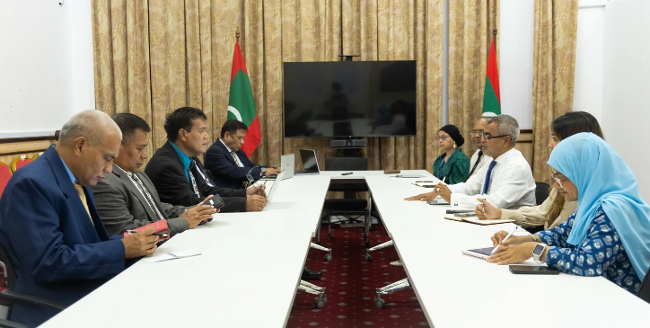 Maldives, Kiribati Discuss Climate Action and Tourism Cooperation